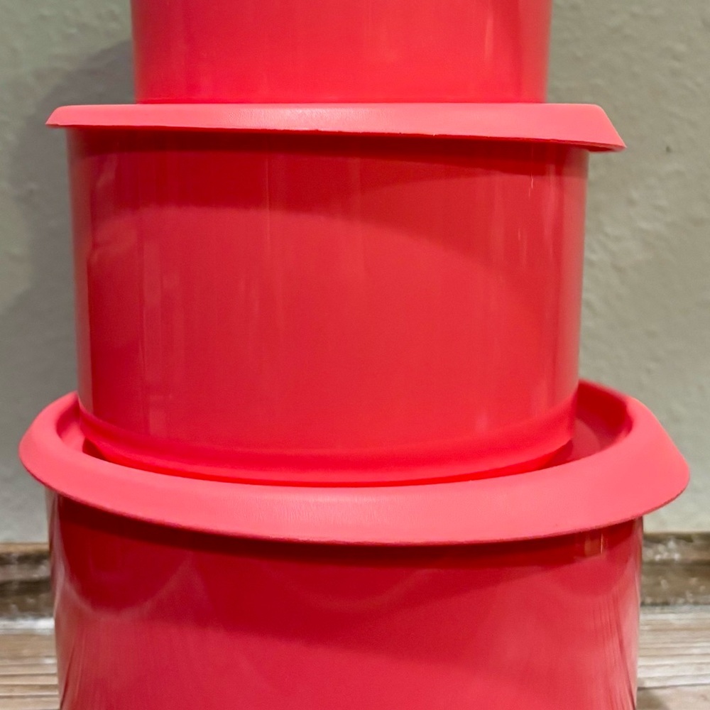Tupperware Stacking Storage Containers with Matching Lids, Bundle of (3) NWoB